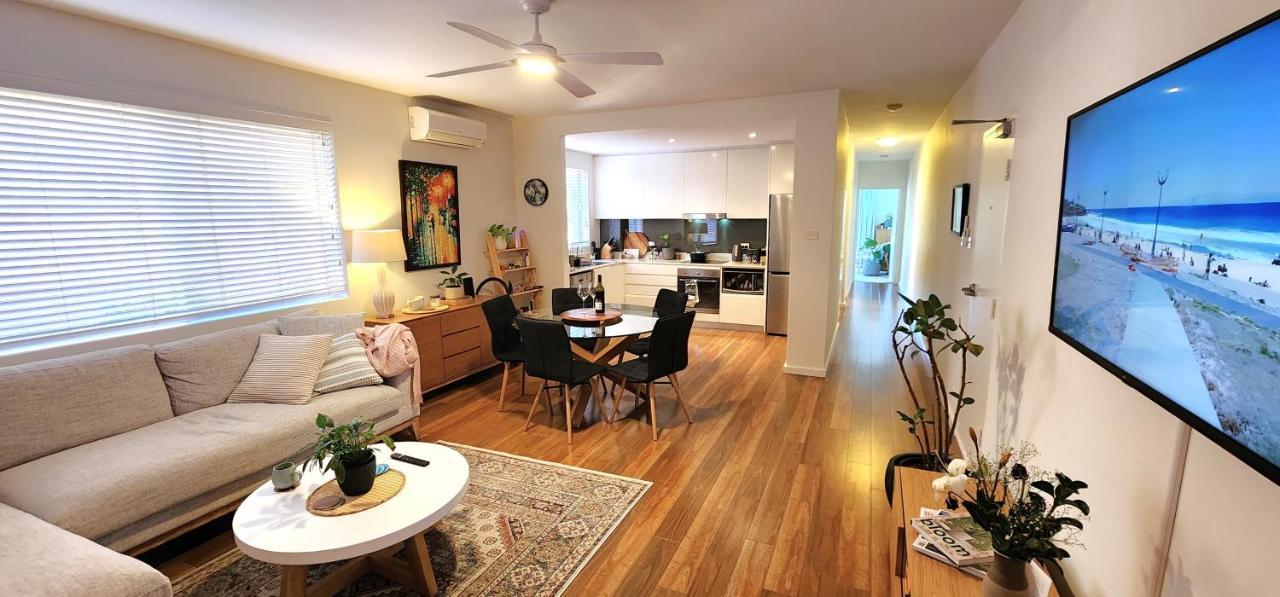 Beachside Bliss! Maroubra Prime Location *