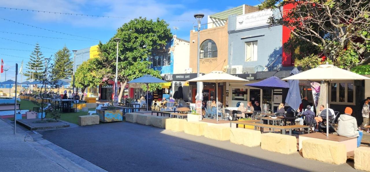 Beachside Bliss! Maroubra Prime Location Apartment Sydney